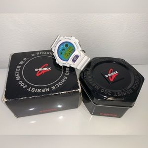 ❣️SOLD Casio G-SHOCK 1289 Men's DW-6900CS Blue, Purple & White Digital Watch